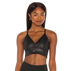 Nike Indy textured shine bra